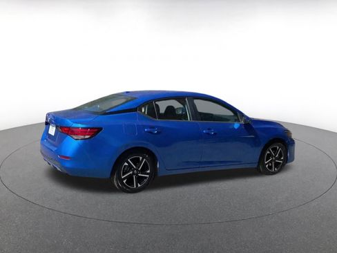 Used 2025 Nissan Sentra SV image 15