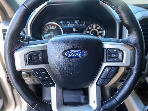 Used 2019 Ford F150 Lariat w/ Equipment Group 502A Luxury image 15