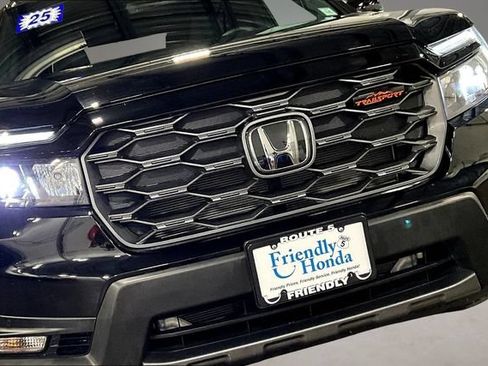 Used 2025 Honda Passport TrailSport image 34