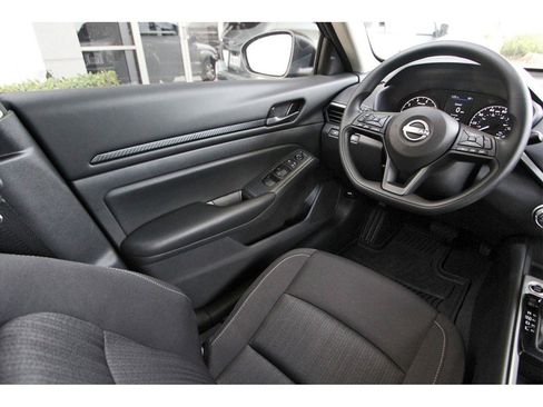 New 2025 Nissan Altima 2.5 S image 7