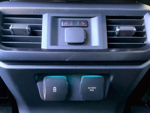 Certified 2025 Ford F150 Raptor image 33