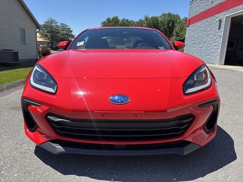 Used 2023 Subaru BRZ Limited RWD image 9