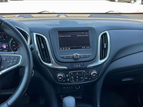 Used 2022 Chevrolet Equinox LT FWD image 6