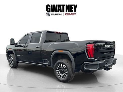 Used 2024 GMC Sierra 2500 Denali Ultimate image 5