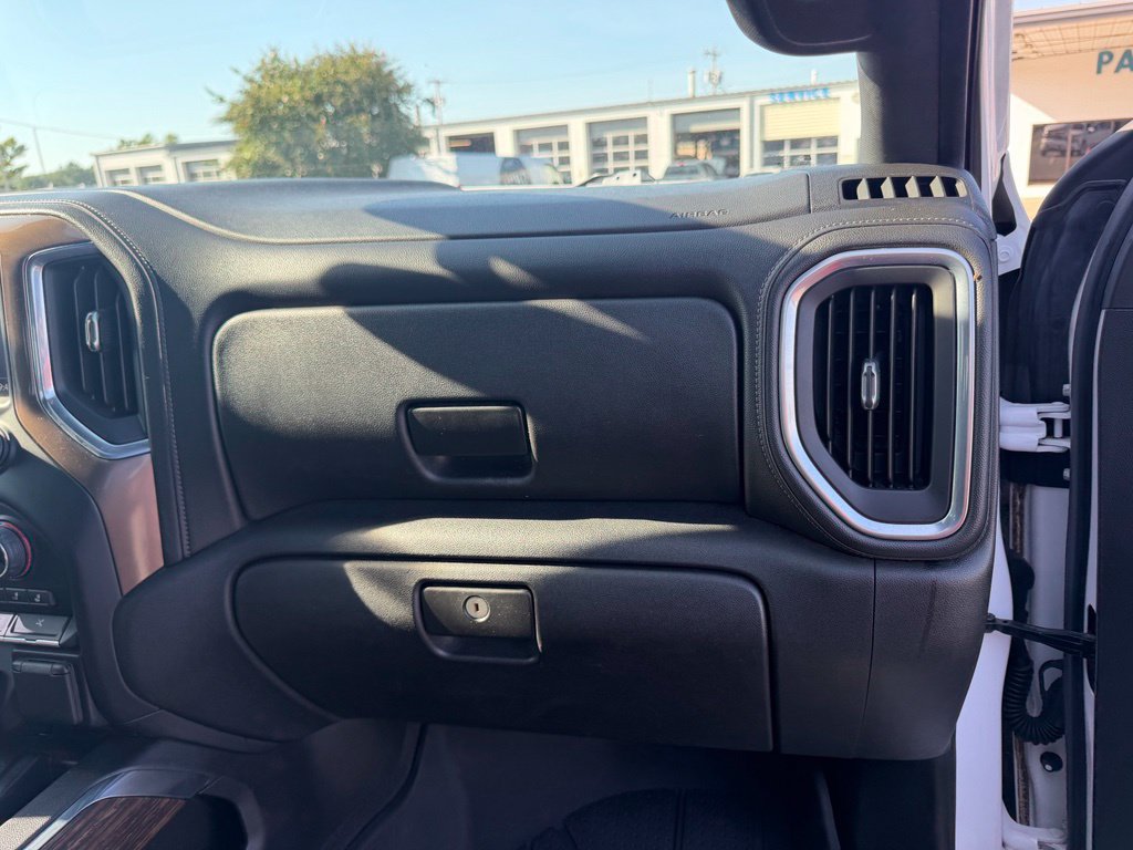 Used 2019 Chevrolet Silverado 1500 High Country w/ High Country Premium Package AWD/4WD image 35