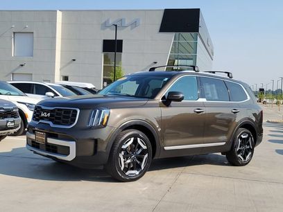 Certified 2025 Kia Telluride S