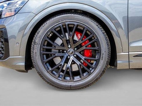 New 2026 Audi SQ8 Prestige AWD/4WD image 9