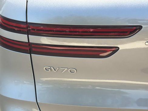 Certified 2023 Genesis Electrified GV70 AWD/4WD image 28