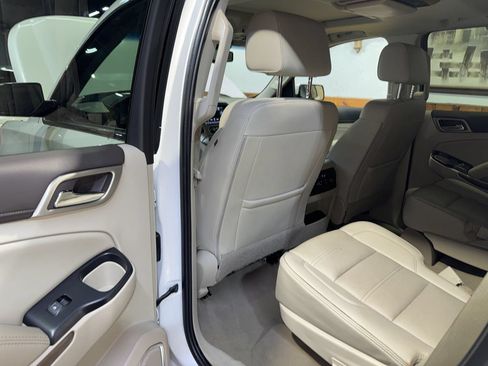 Used 2019 GMC Yukon Denali w/ Denali Ultimate Package AWD/4WD image 23