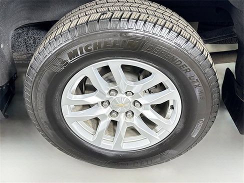Used 2020 Chevrolet Silverado 1500 LT w/ All-Star Edition image 30