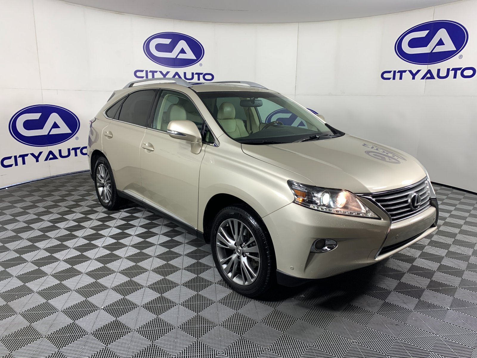 Used 2013 Lexus RX 350 FWD w/ Navigation Pkg image 1