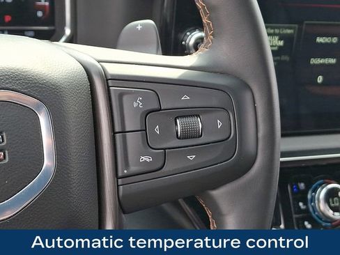Used 2025 GMC Sierra 1500 AT4 w/ AT4 Premium Package image 8
