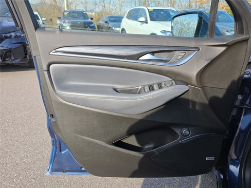 Used 2023 Buick Enclave Essence w/ Experience Buick Package image 19