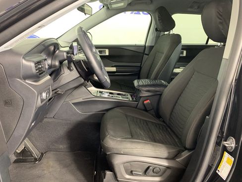Used 2020 Ford Explorer XLT RWD image 15