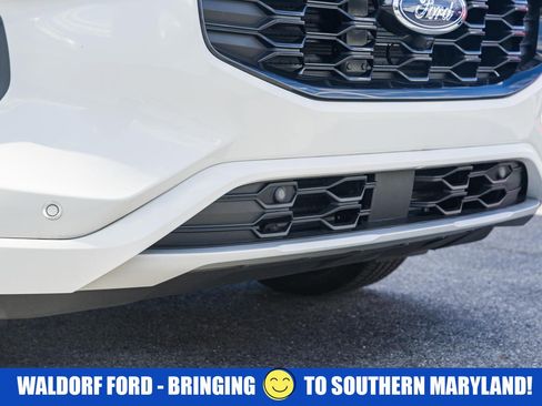 Used 2024 Ford Escape ST-Line Elite image 13