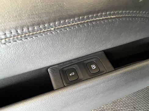 Used 2014 Cadillac ELR w/ Luxury Package image 22