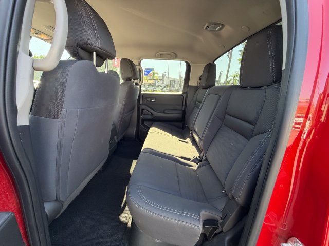 Used 2024 Nissan Frontier SV RWD image 31