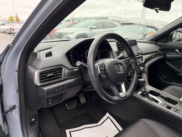 Used 2022 Honda Accord Sport image 9