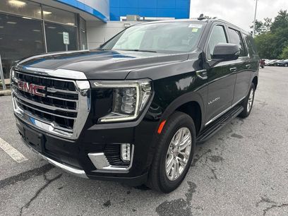 Used 2024 GMC Yukon XL SLT w/ SLT Premium Package