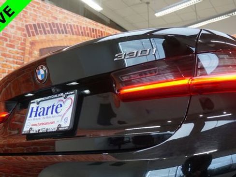 Used 2019 BMW 330i xDrive Sedan w/ Premium Package AWD/4WD image 46