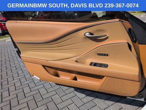 Used 2022 Lexus LC 500 Convertible w/ Touring Package RWD image 26