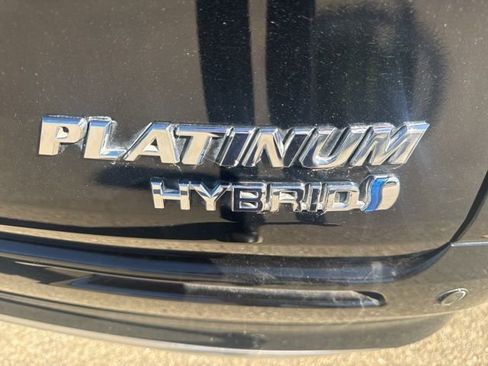 Used 2021 Toyota Sienna Platinum FWD image 10