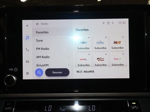 Used 2025 Toyota Camry LE image 12