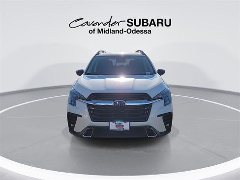 Used 2025 Subaru Ascent Touring image 3