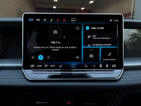 Used 2026 Volkswagen Tiguan SE FWD image 25