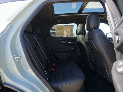 Used 2025 Chevrolet TrailBlazer ACTIV w/ Convenience Package image 27