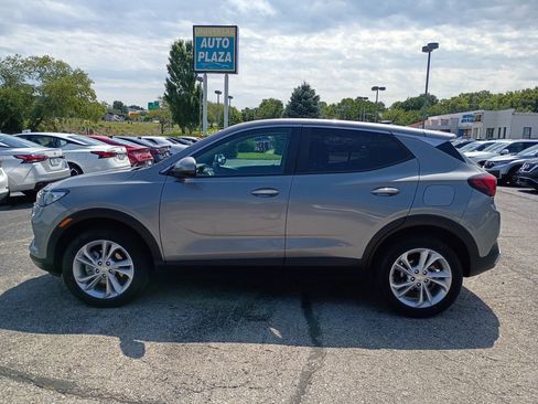 Used 2023 Buick Encore GX Preferred w/ Cold Weather Comfort Package AWD/4WD image 1