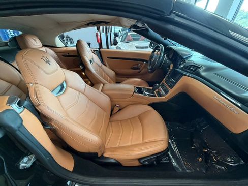 Used 2016 Maserati GranTurismo Sport RWD image 57