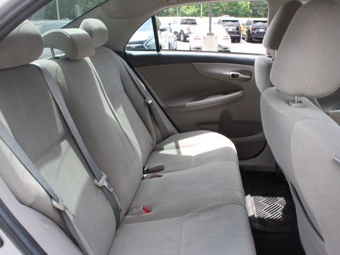 Used 2012 Toyota Corolla LE FWD image 25
