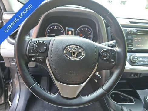 Used 2016 Toyota RAV4 XLE FWD image 11