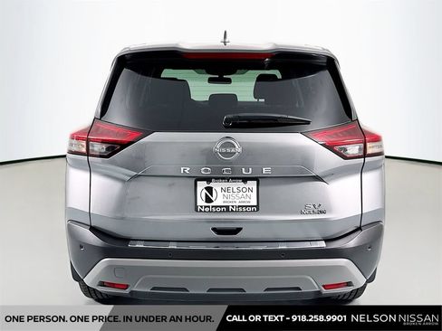 Certified 2023 Nissan Rogue SV FWD image 6