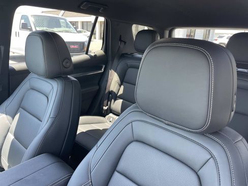 New 2026 GMC Terrain Elevation w/ Elevation Premium Package FWD image 22