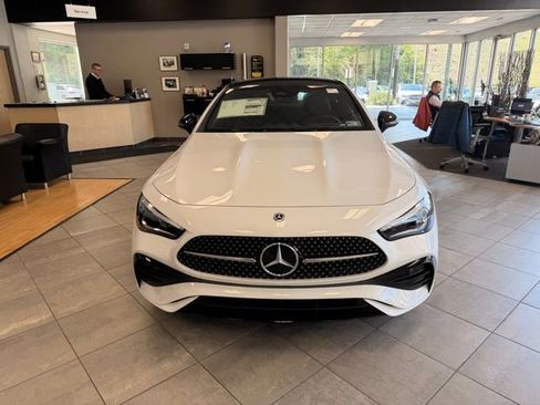 New 2026 Mercedes-Benz CLE 300 4MATIC Coupe image 8