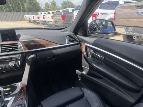 Used 2017 BMW 330e RWD image 20