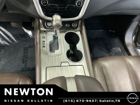 Used 2017 Nissan Murano Platinum w/ Platinum Technology Package FWD image 11