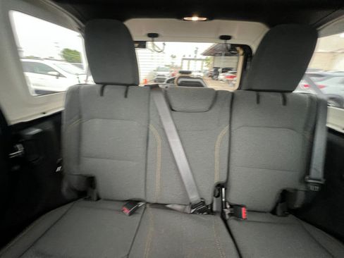 Used 2025 Jeep Wrangler Sport S image 38