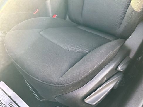 Used 2018 Jeep Renegade Sport w/ Power & Air Group image 23