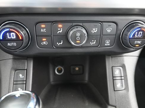 Used 2017 GMC Acadia SLT AWD/4WD image 22