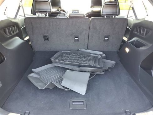 Certified 2024 Ford Edge SEL w/ Convenience Package AWD/4WD image 35