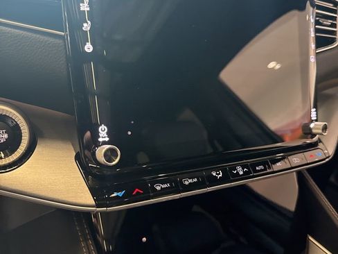 New 2026 Jeep Grand Wagoneer Upland w/ Quick Order Packge 29V Upland image 21