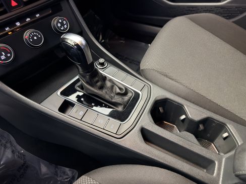 Used 2020 Volkswagen Jetta S FWD image 21
