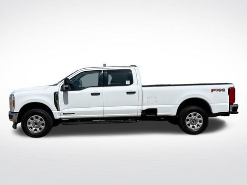 Used 2024 Ford F250 XLT AWD/4WD image 5