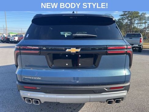 New 2026 Chevrolet Traverse LT w/ Driver Confidence Package image 5