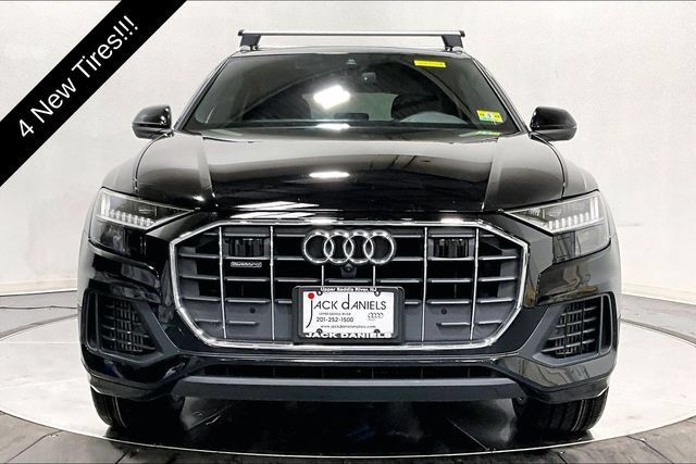 Certified 2021 Audi Q8 Premium Plus AWD/4WD image 3