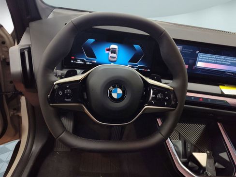 Used 2025 BMW X3 xDrive30i w/ Premium Package image 16