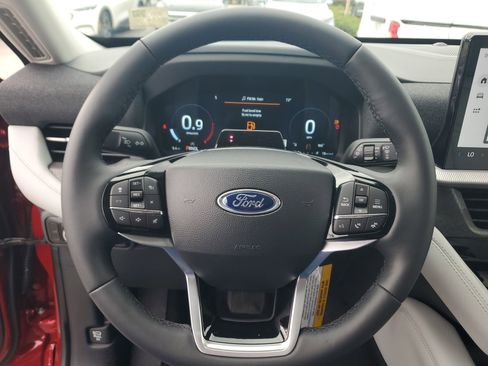 New 2026 Ford Explorer Platinum w/ LUX Leather Package image 15